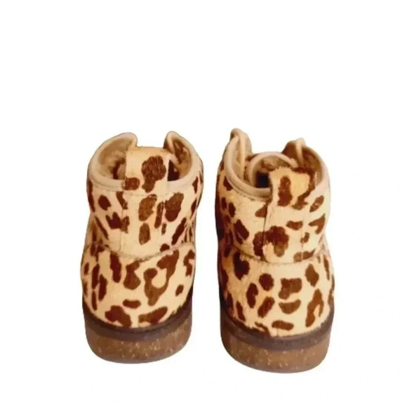 Earth Elements Women's Arrowhead Leather Leopard Bootie - Picture 7 of 9